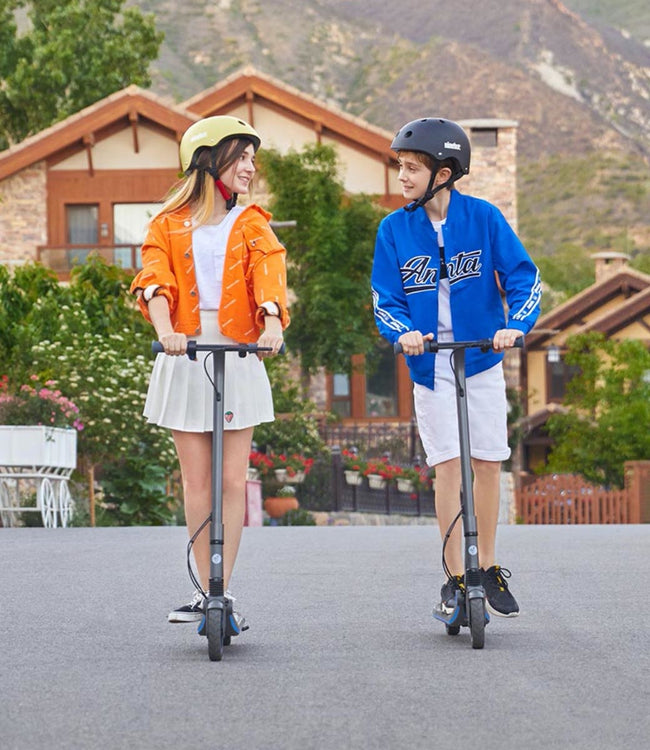 Segway-Ninebot Kickscooter Zing E10 lifestyle